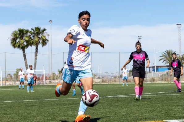 SCTORREVIEJAROJALESCF(femenino)-38_1166x778